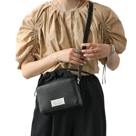 Maison Margiela Leather Crossbody Shoulder Bag SB1WG0018 Black - NWT $1560 - Picture 5 of 9